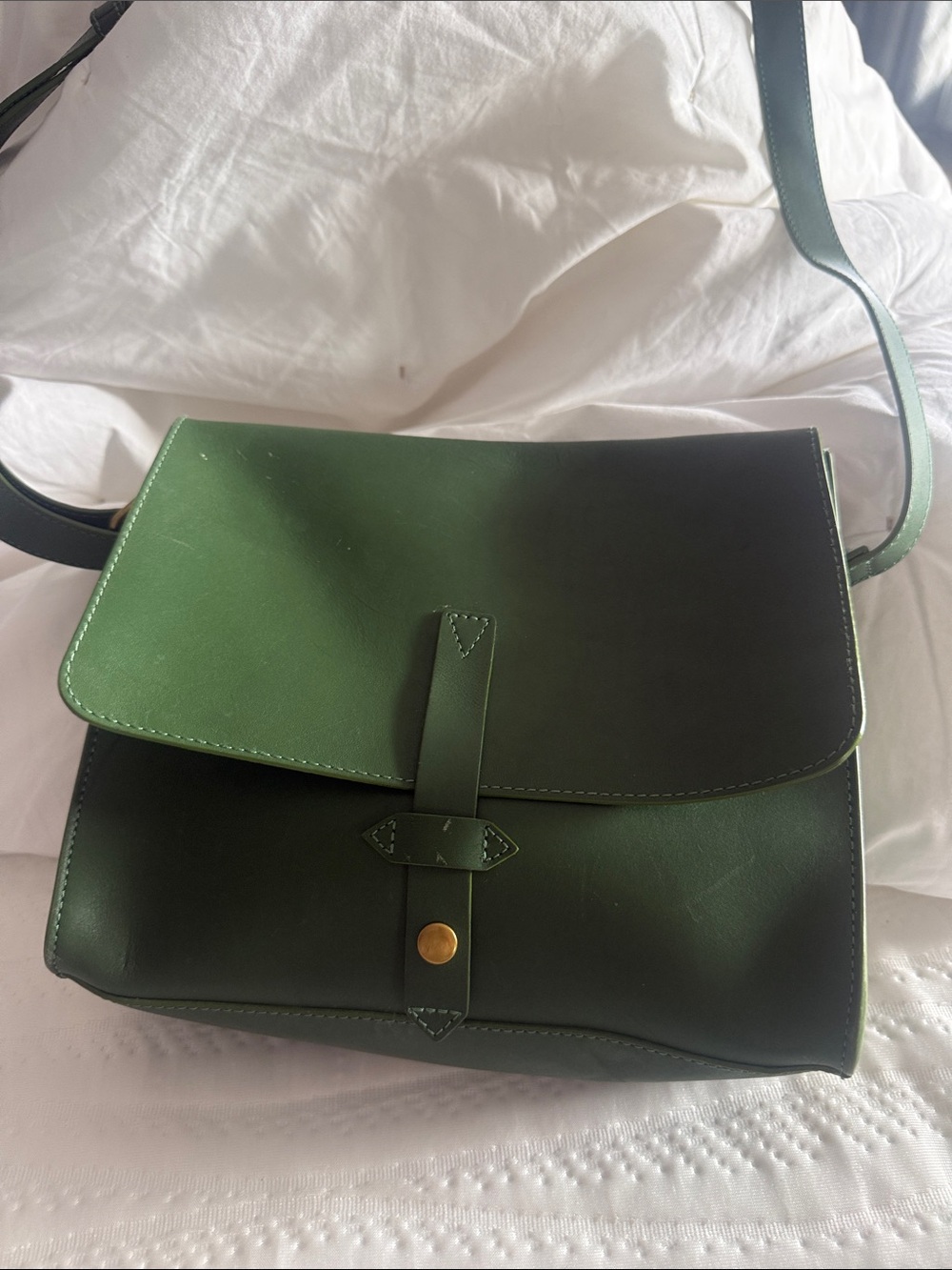 Classic Green Leather Messenger Bag with Strap